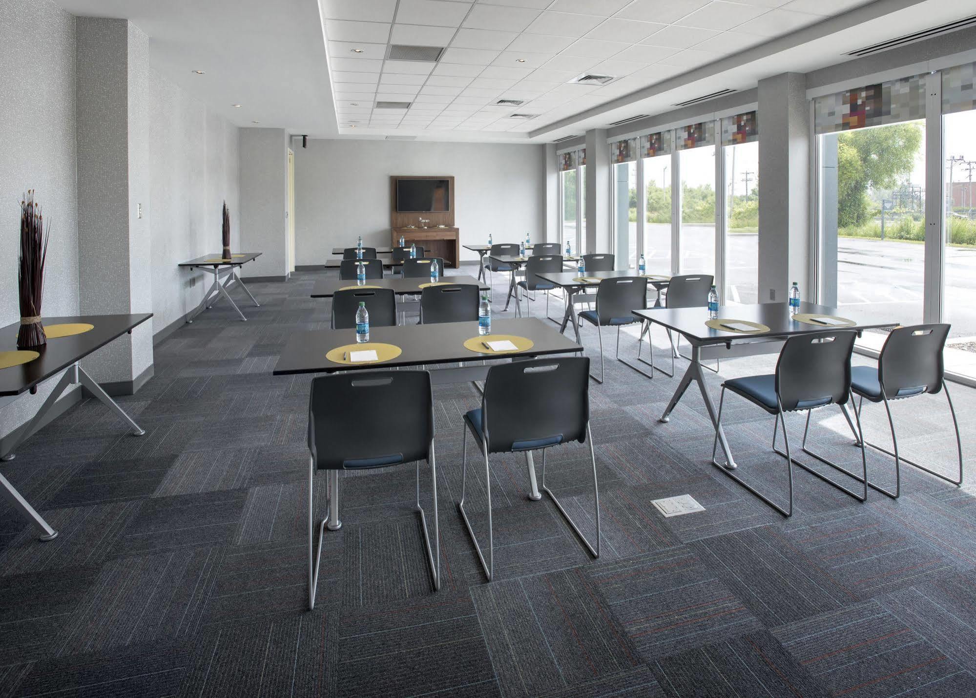 Aloft Buffalo Airport Cheektowaga Exterior foto